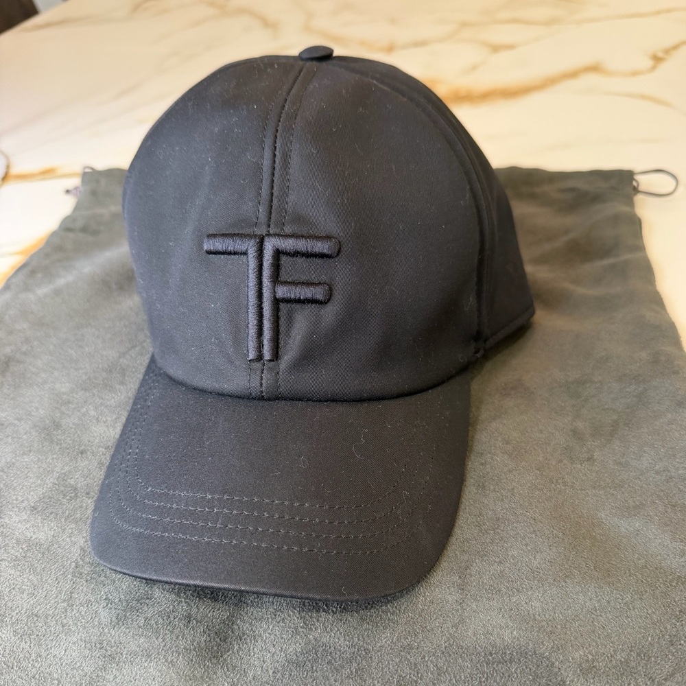 Tom ford Black Cap with Logo